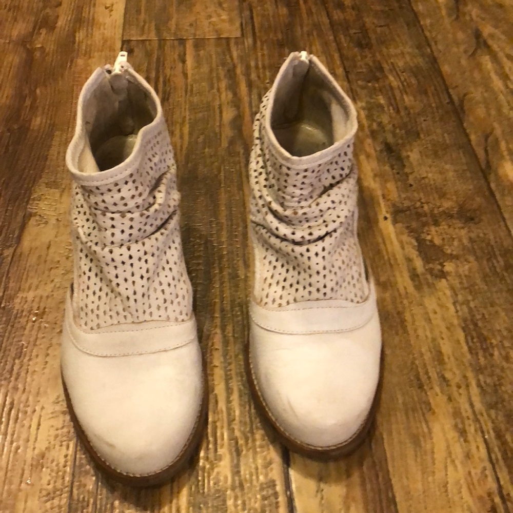 Leather booties